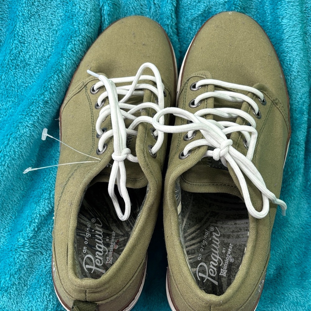 Original Penguin Khaki Sneakers with White Accents Sz 7.5 Excellent Condition